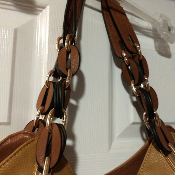 Handbag - Picture 5 of 7